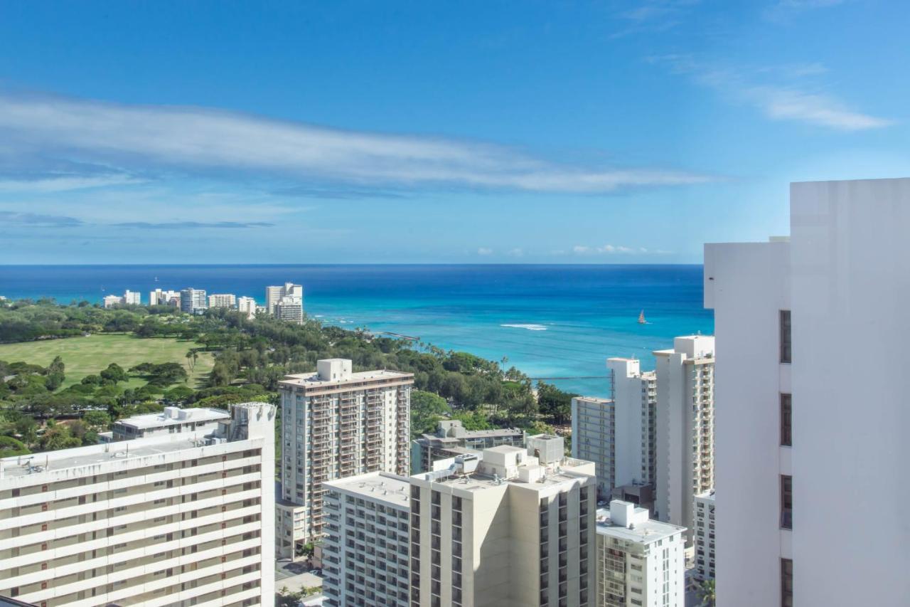 The Banyan Condos Гонолулу Экстерьер фото